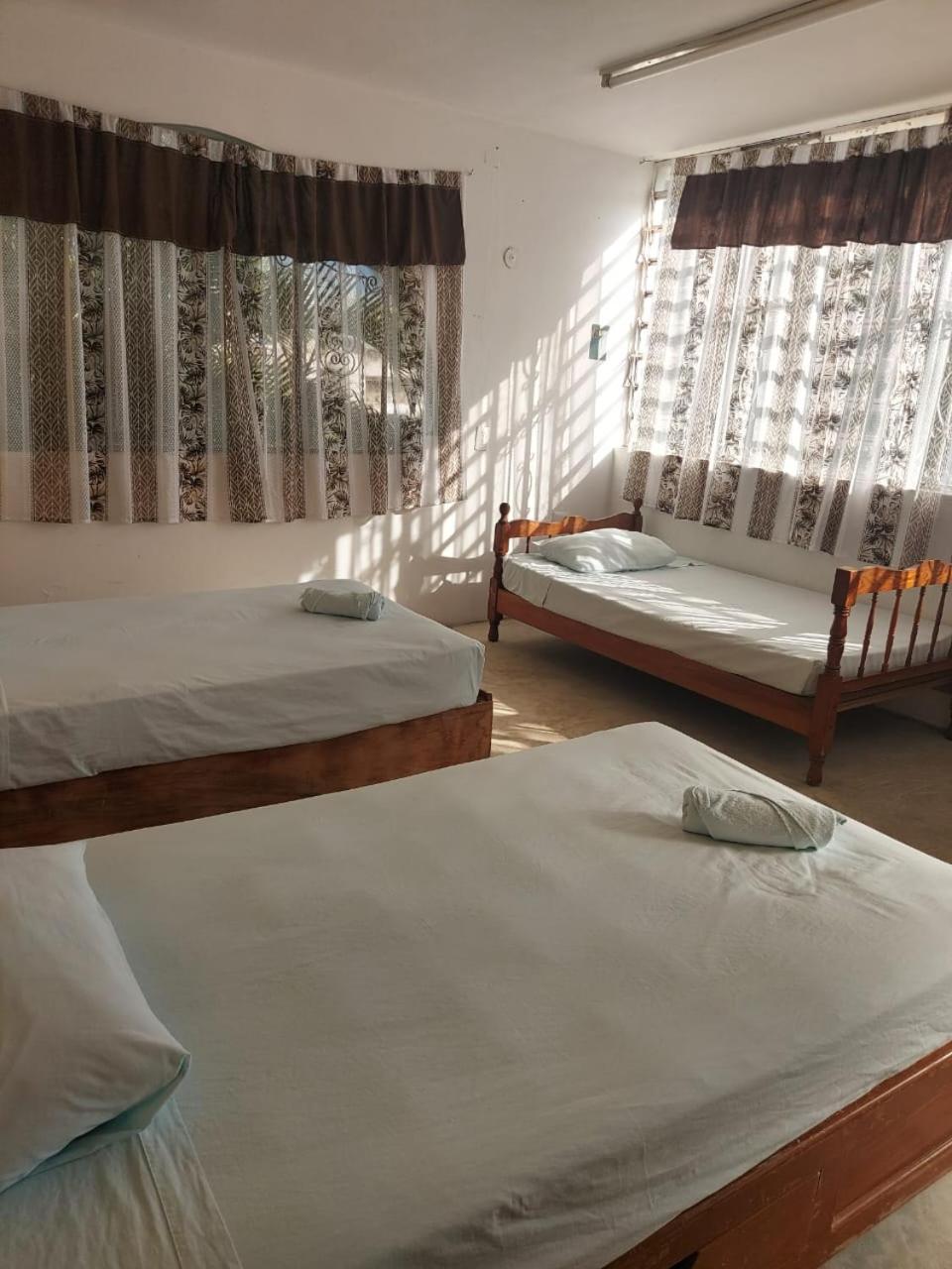 Casa De Ines Y Victoria Hotel Valladolid  Eksteriør billede