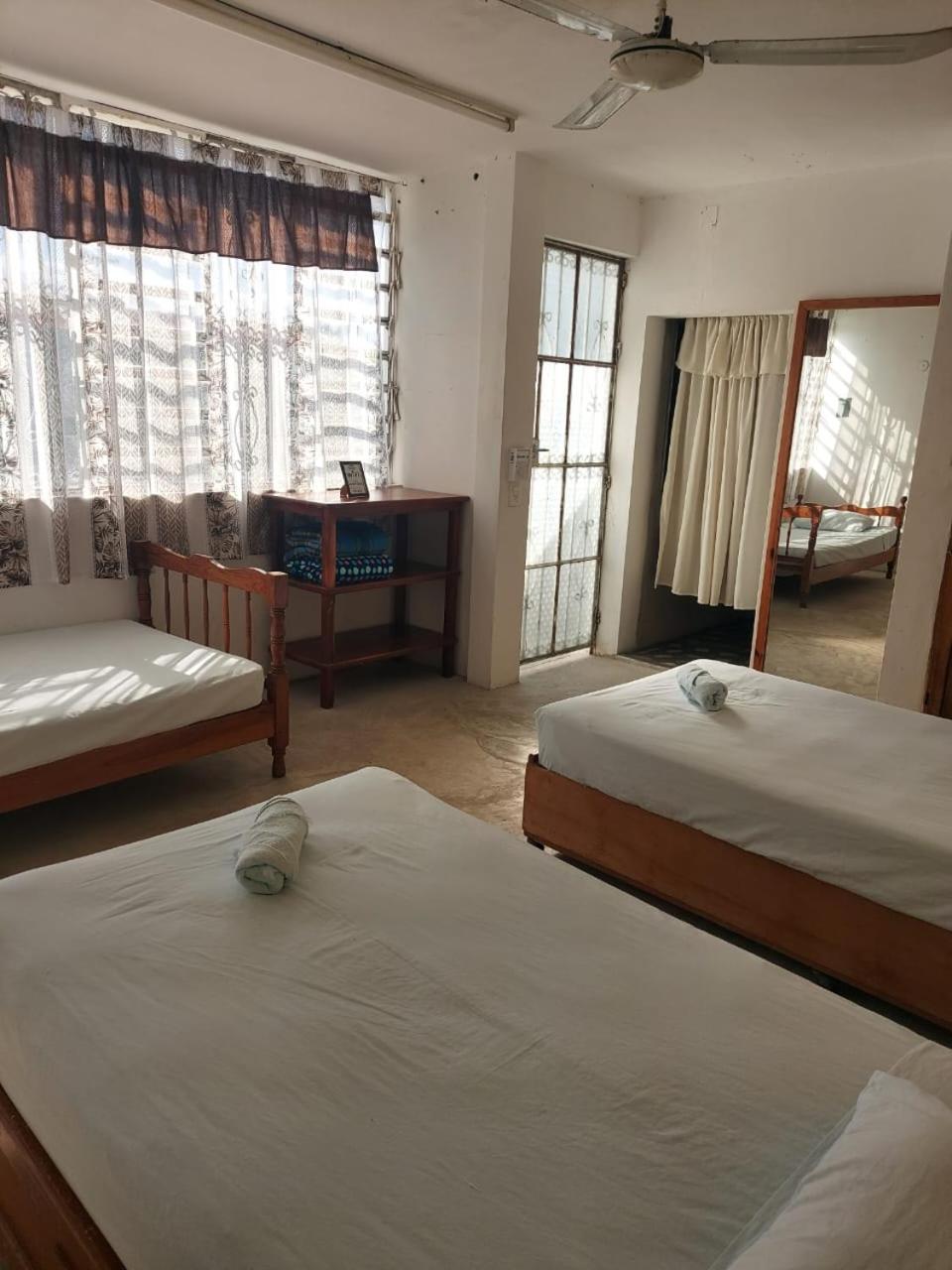 Casa De Ines Y Victoria Hotel Valladolid  Eksteriør billede